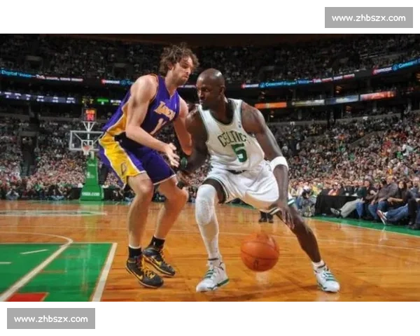 加内特炮轰詹皇 “诈伤施压”？湖人续约僵局藏玄机